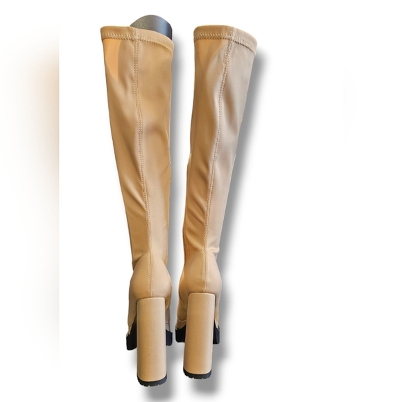 Knee-high platform boots - Picture 2 of 7